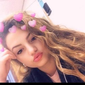 Meet your Posher, Lakshmi